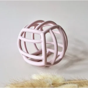 Balle de motricité flexible en silicone Rammelaartje - Rose doux