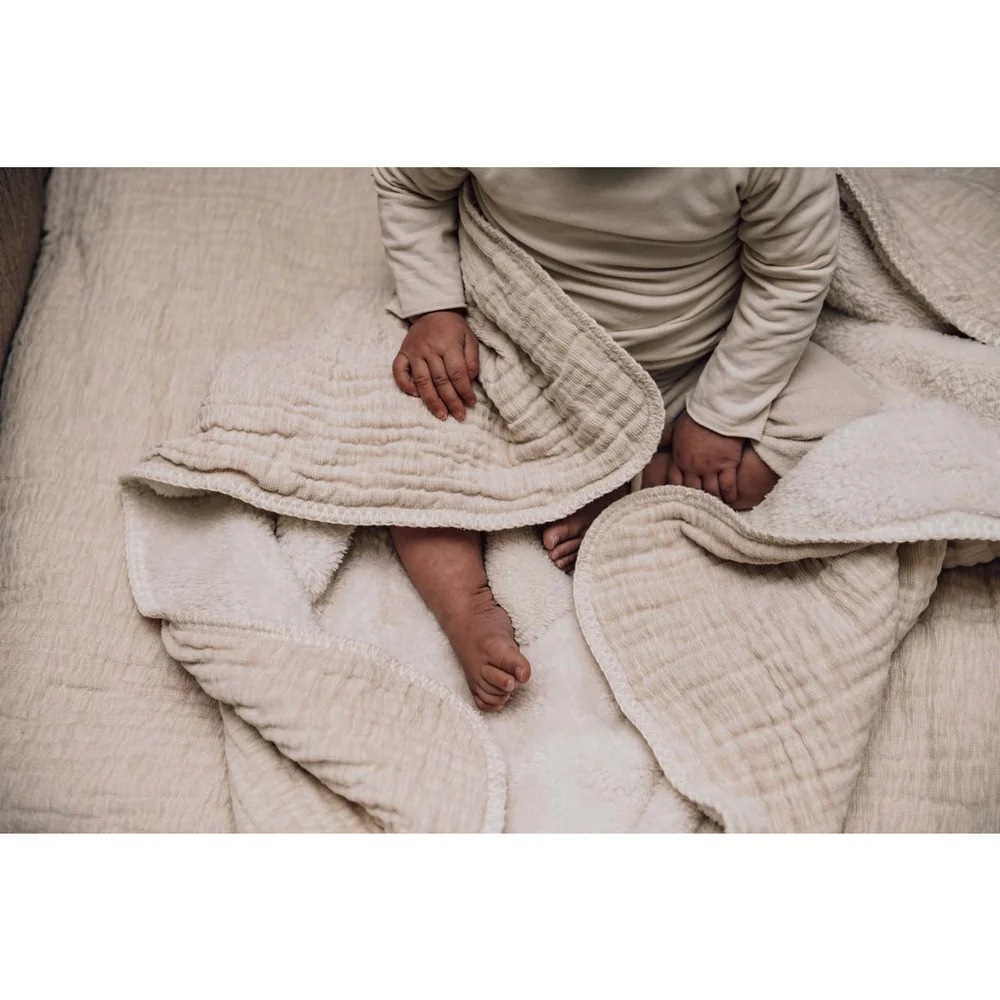 Koeka Couverture Teddy Rivoli - Blanc Chaud | Couverture d'emmaillotage – Image 3