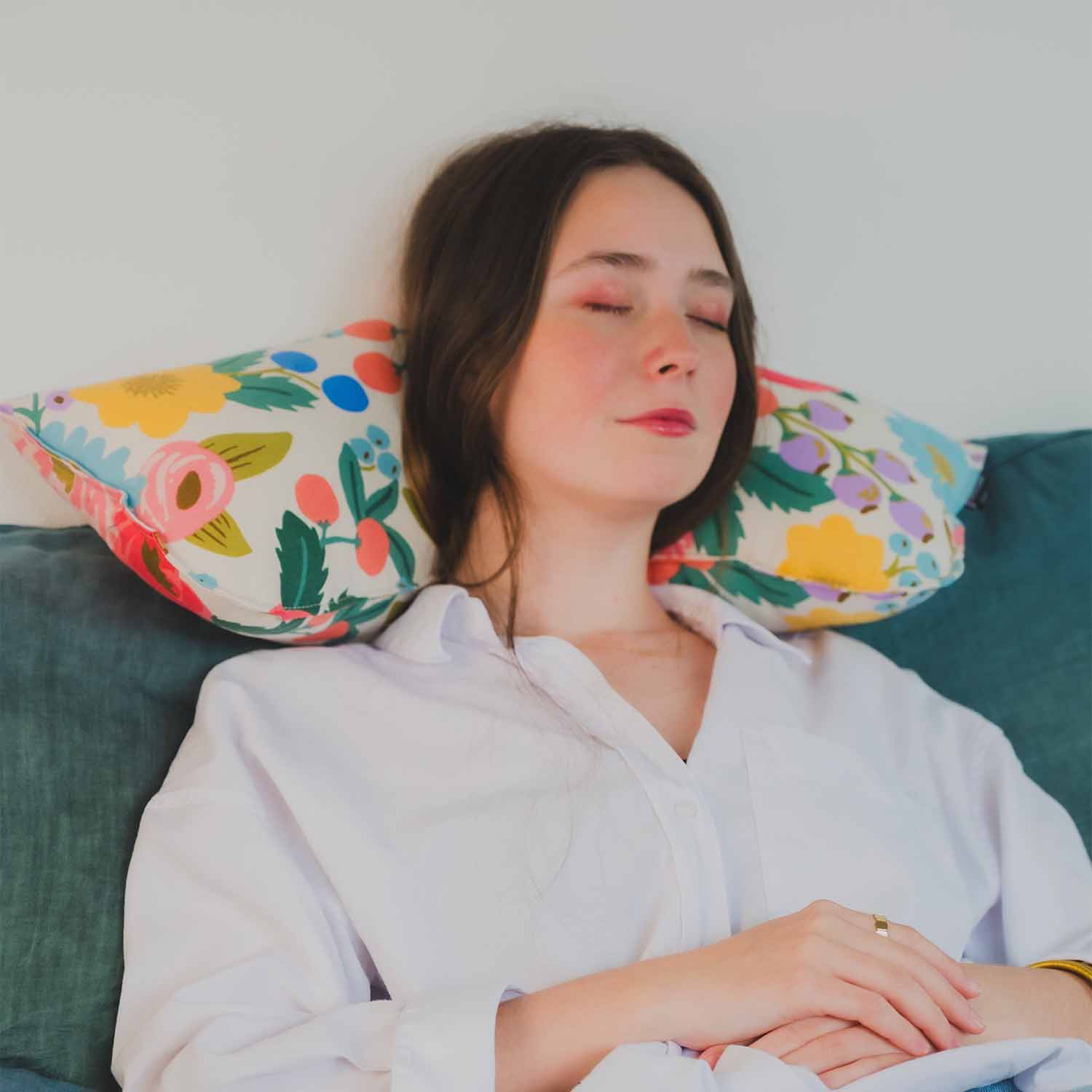 Coussin repose tête et de décoration · ƩPICUR Héra – Image 2