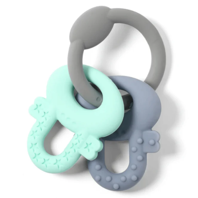 Anneau de dentition ortho vert et bleu en silicone: BABYONO – Image 3