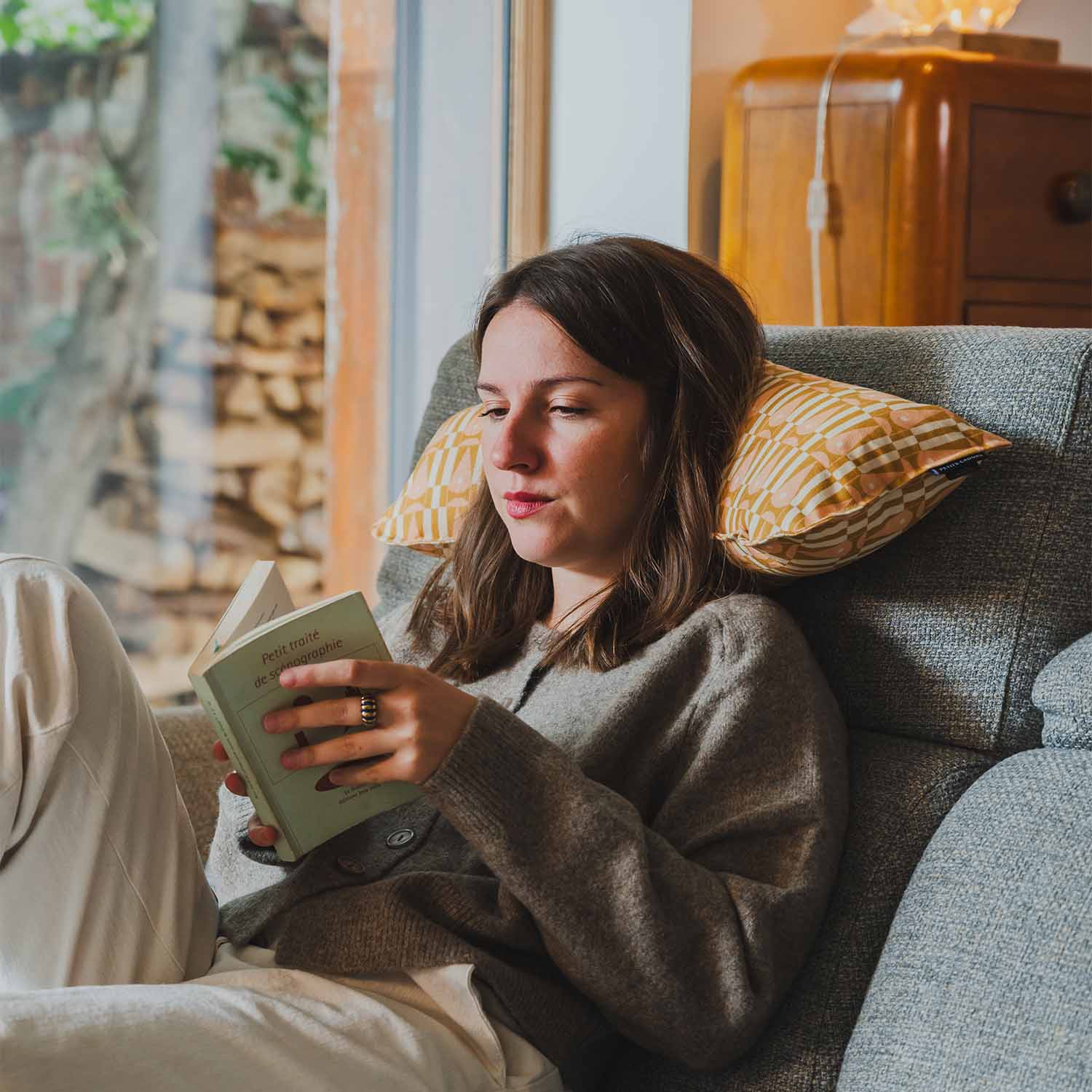 Coussin repose tête et de décoration · ƩPICUR Thémis – Image 6