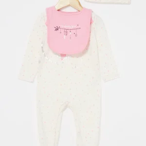 Ensemble 3 pièces écru et rose. Grenouillère, bavoir et bonnet
